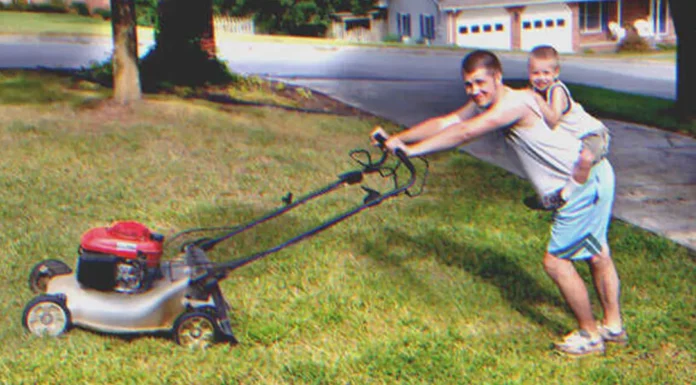 Single dad helps elderly lady mow her lawn, soon gets a shocking call from her lawyer