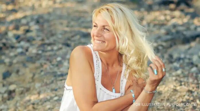 Mom tries to ruin her son’s wedding, wears long white tulle gown to the ceremony