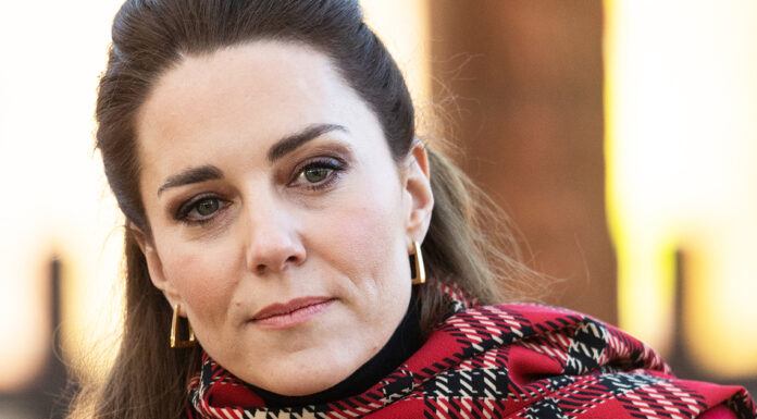 Kate Middleton’s emotional three-word response when hearing a royal fan’s cancer diagnosis, revealed