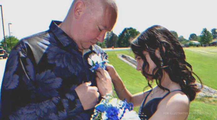 Dad takes disabled daughter to prom, finds $10k check for ‘dad of the year’ in mailbox later