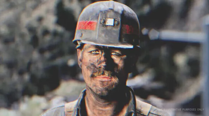 Girl is ashamed of ‘dirty’ dad who works as coal miner