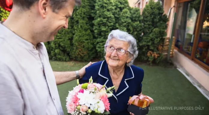 My daughter forgot about my 90th birthday – I spent it alone until the doorbell rang