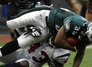 Beloved NFL superstar lost life in a tragic car accident