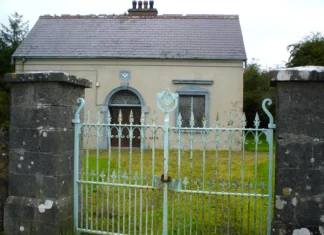 My mom asked me to stay away for 3 months because of ‘renovations’ — when I showed up unannounced, I uncovered the heartbreaking secret she was keeping