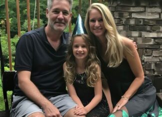 Ex-husband’s girlfriend texts me a shocking question—Her words left me stunned