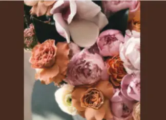 I mourned my wife for five years – Then one day, I was shocked to find the same flowers from her grave arranged in the kitchen vase