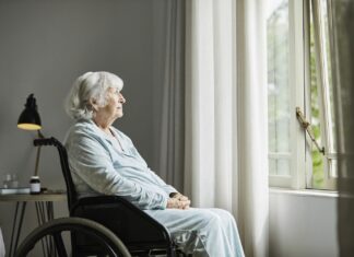 Elderly Mother Writes Daily Letters from Nursing Home; Stranger Reveals Son’s Fate