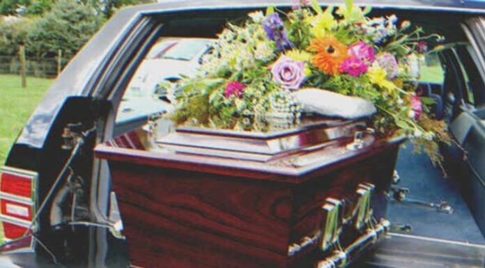 Wife Never Receives Gifts from Husband, Then Finds One from Him After His Death — Heartwarming Story of the Day