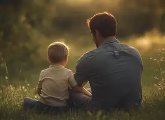 Father conducts DNA analysis on son due to lack of resemblance, wife gathers family for results reveal