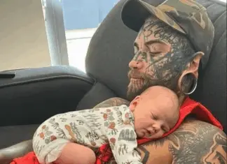 Dad with a body fully covered in tattoos decides to transform his appearance – Here’s why