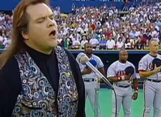 Meat Loaf gave a masterclass on performing the national anthem