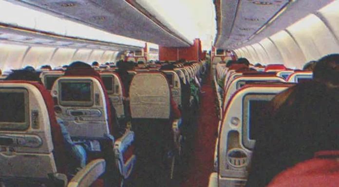 Pilot Reunites with Birth-Mother Mid-Flight in Emotional Twist