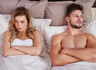 16 Subtle Clues Your Partner May Not Be Loving You as You Deserve