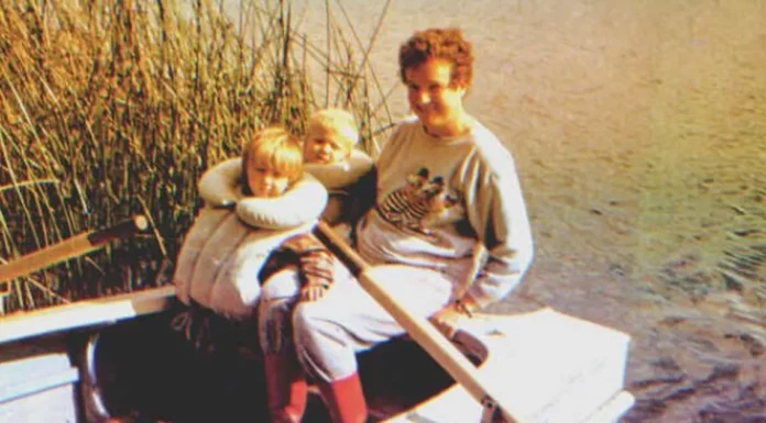 After his mom’s death, a son finds a childhood photo with her and a boy who looks like him