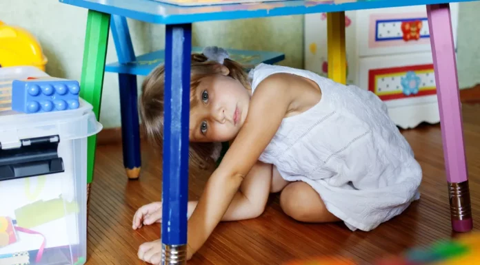 After my husband’s best friend joined us for dinner, our 7-year-old daughter stopped talking for weeks