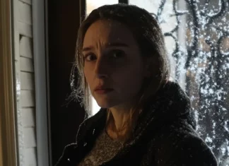 On Christmas Eve, a pregnant woman knocked on our door – I was shocked to learn who she really was