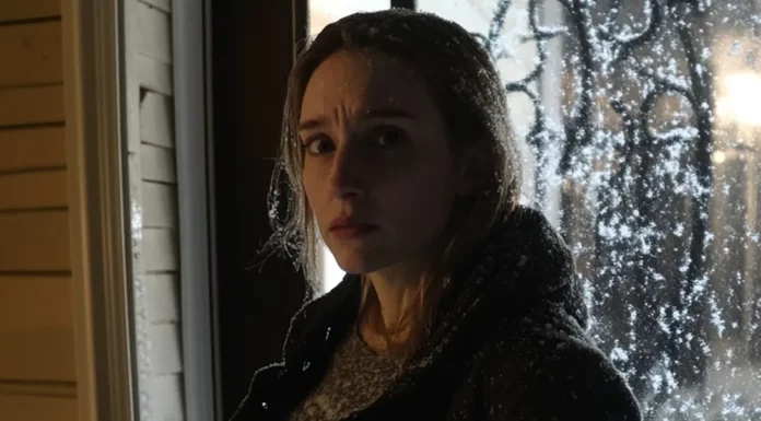 On Christmas Eve, a pregnant woman knocked on our door – I was shocked to learn who she really was