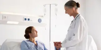 Woman reveals 3 overlooked symptoms before her stage 4 cancer diagnosis at 28