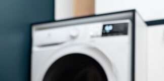 My husband refused to buy a new washing machine and made me hand-wash everything, paying for his mom’s vacation instead