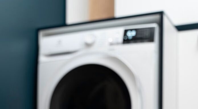 My husband refused to buy a new washing machine and made me hand-wash everything, paying for his mom’s vacation instead