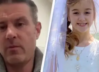 Father of cancer-surviving daughter who died in the American Airlines crash shares the text that raised his suspicions something was wrong