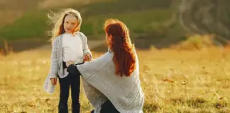 Names of mother and 11-year-old daughter who were on a medical jet that crashed revealed