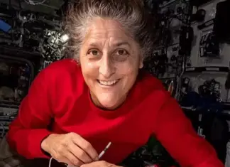 After being in space for so long, stranded NASA astronaut makes concerning admission about one thing she can no longer do