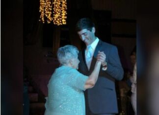 I took my 89-year-old great-grandma to prom and she became the star of the evening