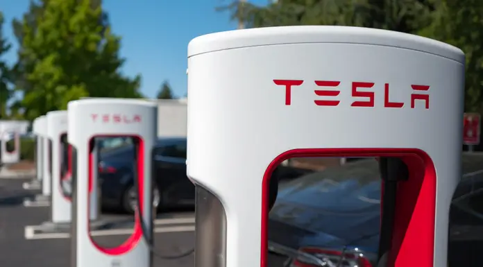 Tesla has a mysterious $1.4 billion unaccounted for in its records, leaving experts puzzled