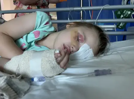 The girl was helping her mom with the laundry when she bit into the washing pod that burst into her face, leaving her temporarily blinded.