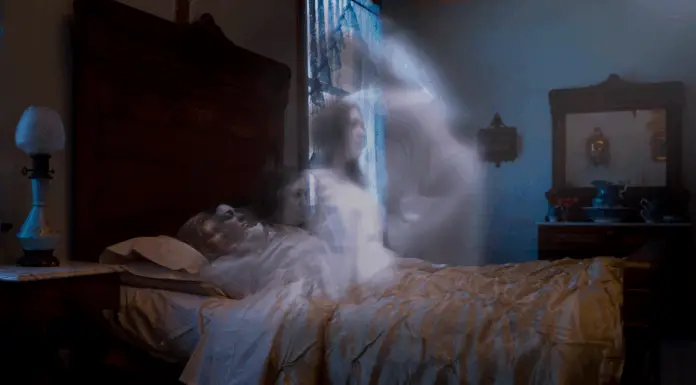 End-of-life nurse shares one movement people make when they near death