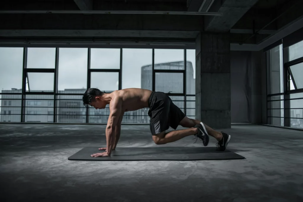Dr. Hatchett, a neurologist, explains that the lack of physical activity, especially strength training, affects the brain negatively.