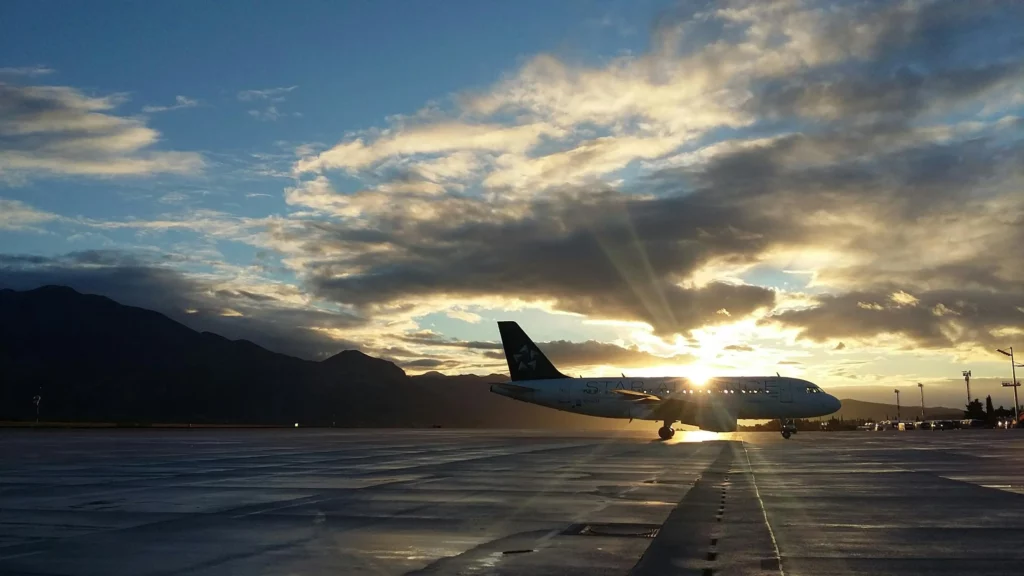 Passenger disrupts 8-hour flight.