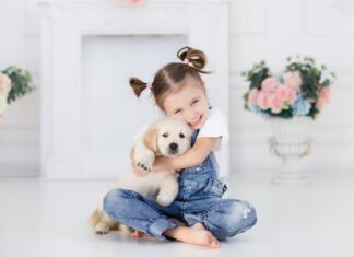 Doctors said their boy would never walk—until a golden retriever did the unthinkable