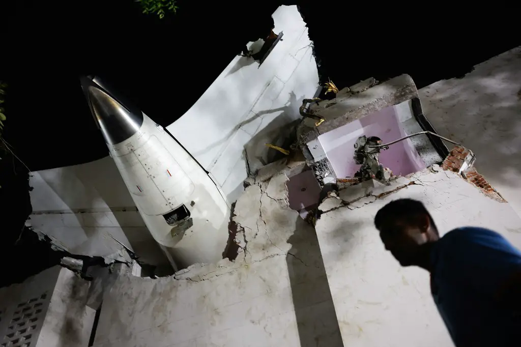 A London-bound passenger plane crashes shortly after takeoff in the city of Ahmedabad, India, with 242 passengers on board.