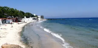 Three beachgoers dead after sea mines wash up on beach and explode at popular tourist spot