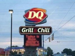 Controversial Holiday Sign at Wisconsin DQ Draws Praise and Criticism