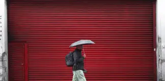 My 5-year-old gave a mailman a glass of water — the next day, a red Bugatti showed up at his school