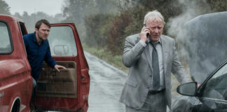 He helped an elderly man in the rain — the next day, that kindness saved his job