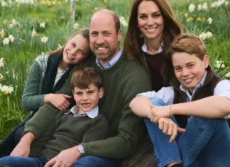 Prince William and Kate’s Christmas card photo sparks fan criticism