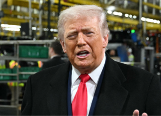 Worker calling Trump a ‘pedophile protector’ to his face speaks out after being suspended from job