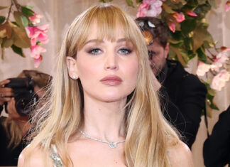 Jennifer Lawrence’s ‘naked dress’ turns heads at the Golden Globes