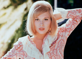 See 1970s icon Faye Dunaway now at 85