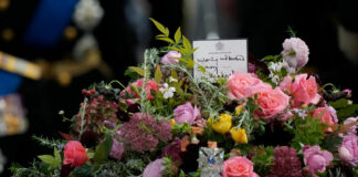 Note written by paramedic before suicide reveals dark truth
