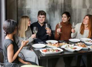My fiancé made fun of me at dinner—until I took off my ring and exposed one detail
