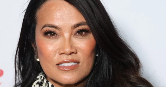 5 stroke signs every woman should know after Dr. Pimple Popper star suffers stroke while filming