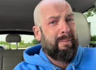 A man diagnosed with autism at 42 describes years of being misdiagnosed by doctors