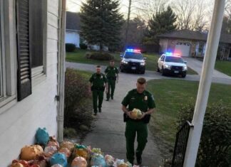 My 6-year-old son gave away his savings to help our elderly neighbor — but the next morning, police surrounded our house, and an officer handed me a red piggy bank saying, ‘Open it’