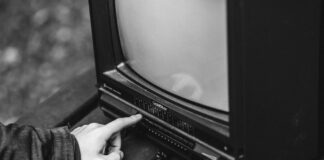 The woman who recorded 30 years of news because she didn’t trust the future