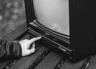 The woman who recorded 30 years of news because she didn’t trust the future